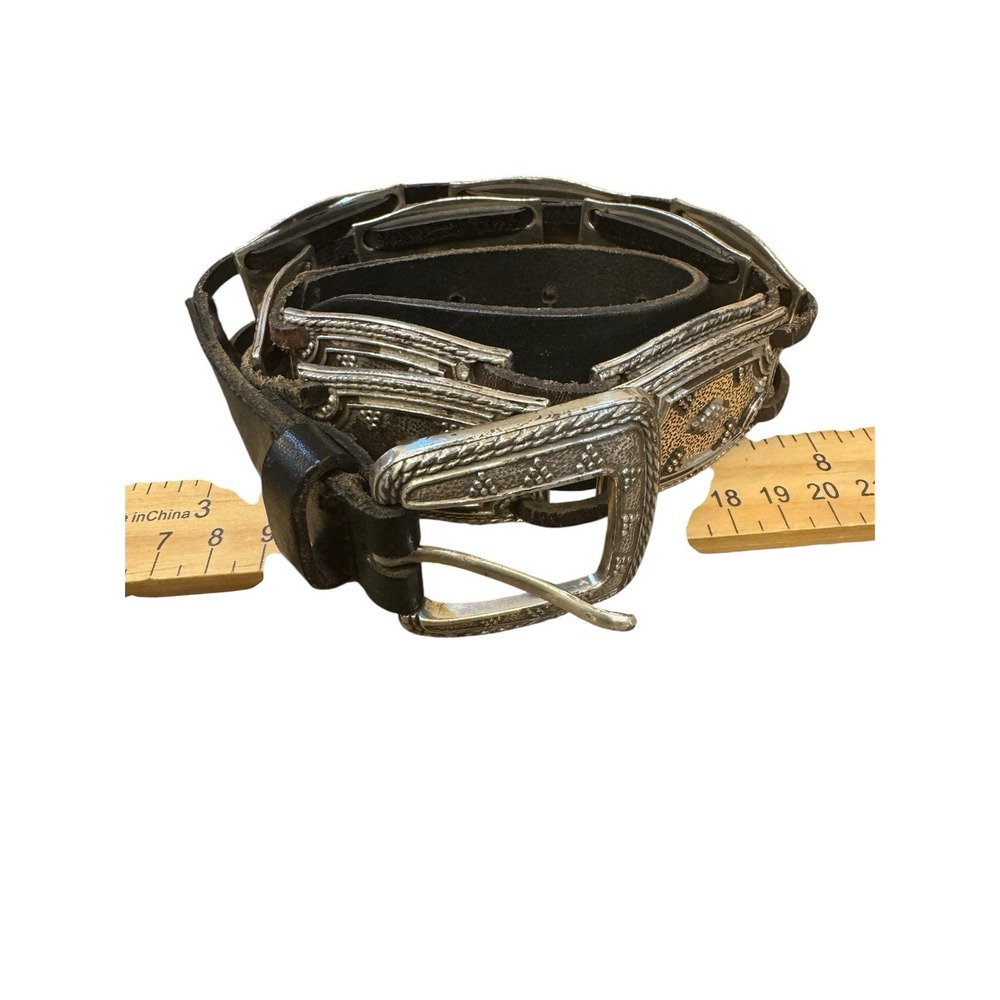 Vintage Fossil Leather Silver Belt Women's‎ Size Medium Black Y2K Western 90's